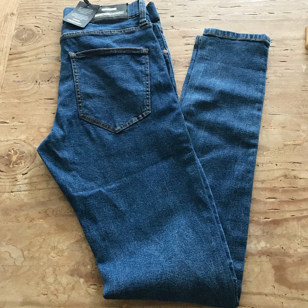 High waisted skinny jeans